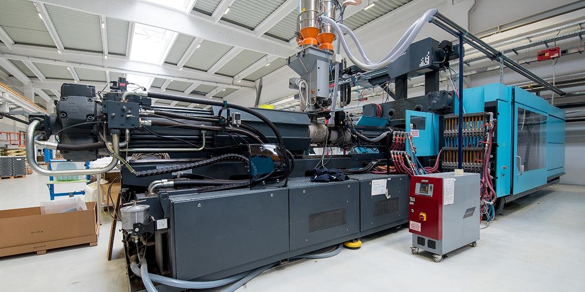Injection Moulding Machine Repair